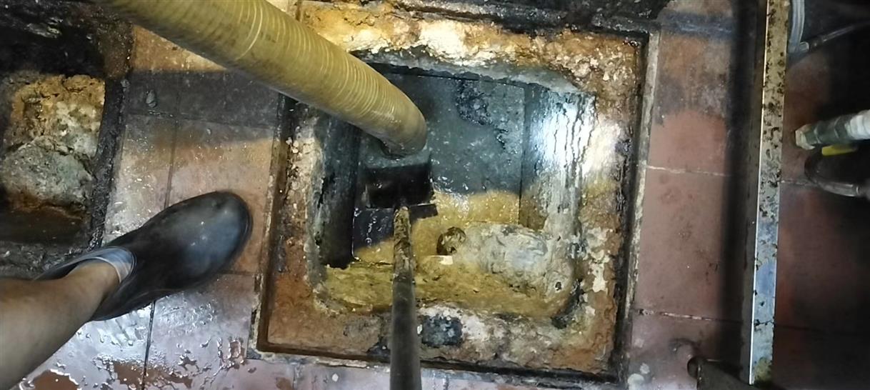 赤城污水池清理一般都有毒气，怎么预防中毒呢？
